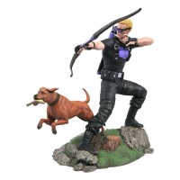 Marvel Gallery Comic Hawkeye + Dog Diorama statue 23cm