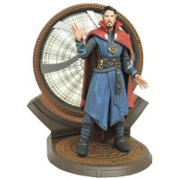 Marvel Select In the Multiverse of Madness Dr Strange statue 18cm